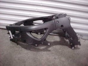 2005 YAMAHA R6 FRAME